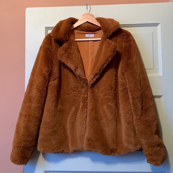 Vagabond Jackets & Blazers - [sold] Vagabond Brown Tan Faux Fur Jacket - Small